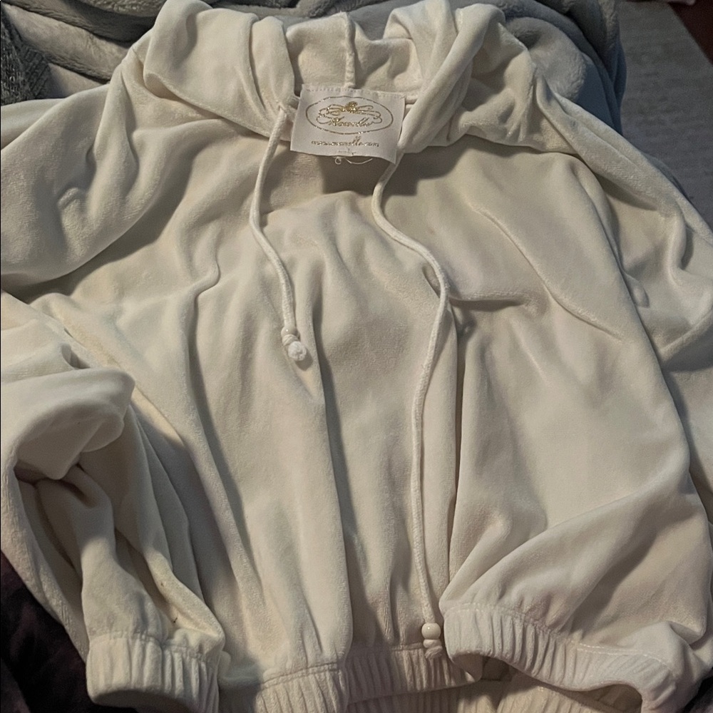 Stylish White Hooded Jacket